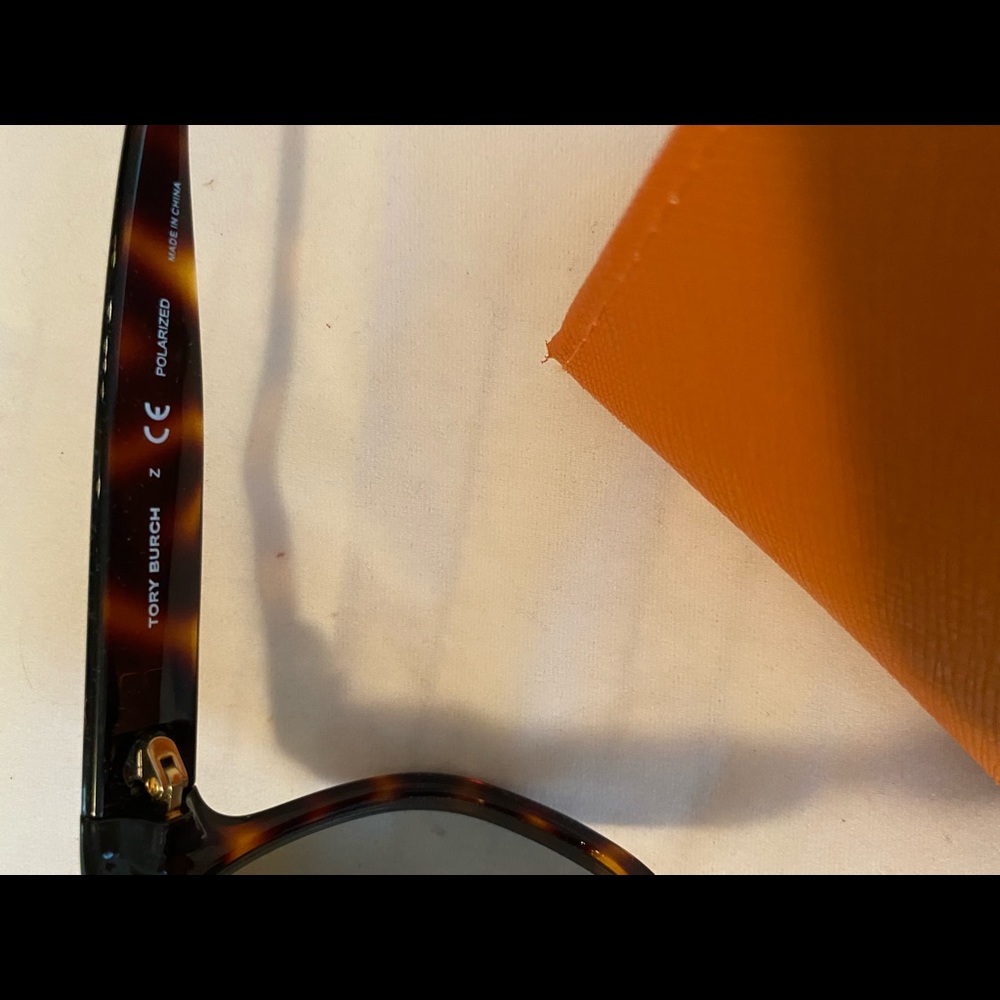 Tori Burch Sunglasses - Picture 6 of 8